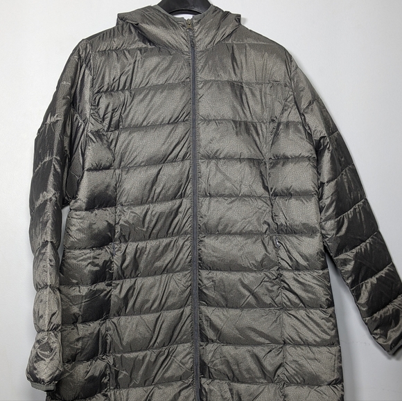 NEW Amazon Essentials Mens Lightweight Water-Resistant Packable Hooded Puffer XX - Picture 4 of 5